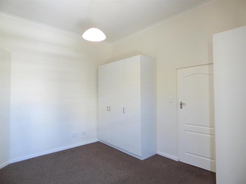 To Let 3 Bedroom Property for Rent in Green Point Western Cape